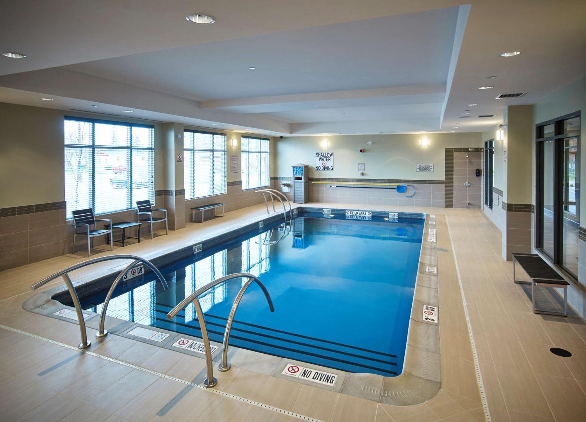 Hampton Inn By Hilton Timmins Εξωτερικό φωτογραφία